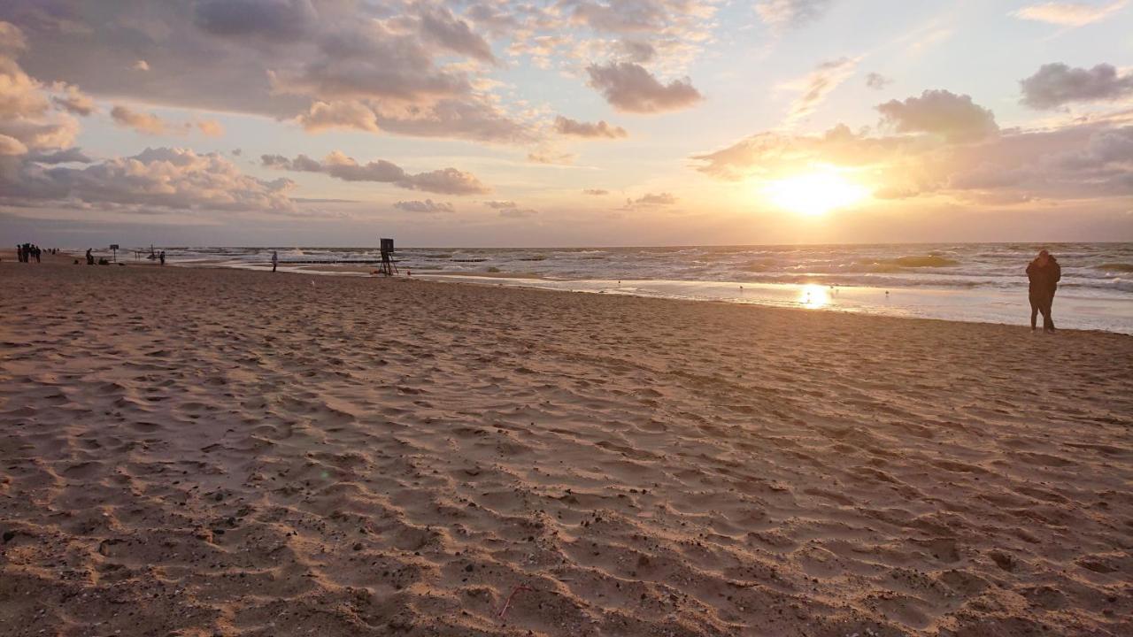 Apartament Sea Tide- Lesne Tarasy Dziwnowek-Sannel Apartments For Rent מראה חיצוני תמונה